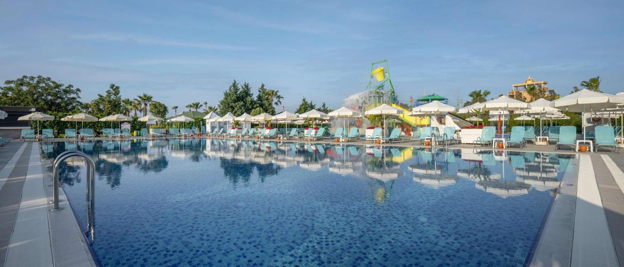 Wyndham Garden Lara Antália Exterior foto