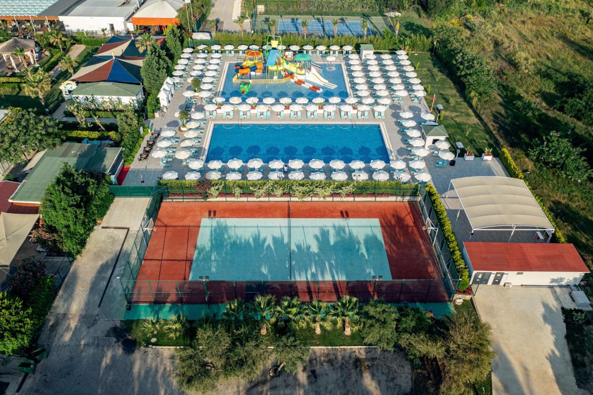 Wyndham Garden Lara Antália Exterior foto